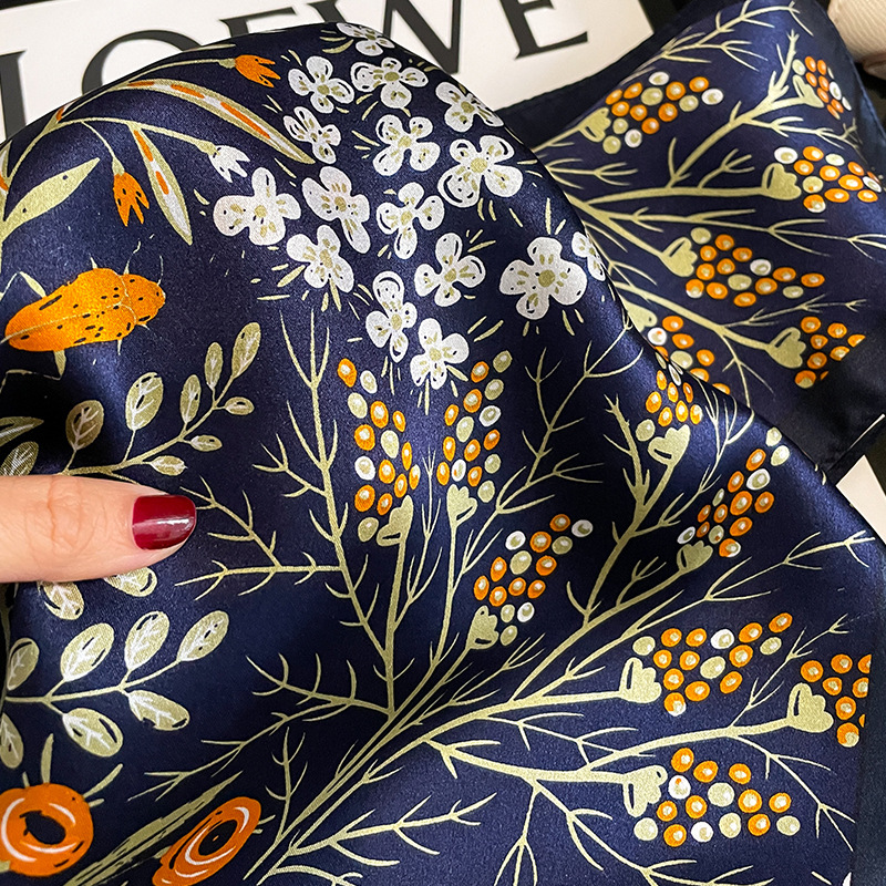 ผ้าพันคอไหมแท้ 100% แฟชั่นปี 2 - Silk Scarf Square บทวิจารณ์และราคา