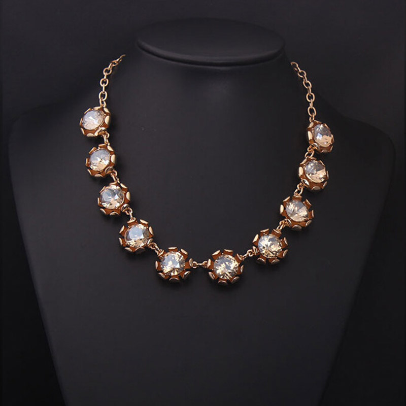 ใหม่หรูหราคริสตัลสร้อยคอผู้หญิ - Women Accessories Dubai บทวิจารณ์และราคา